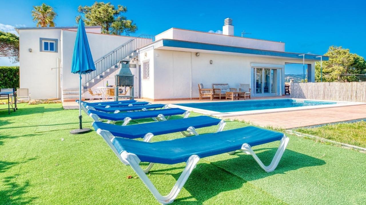 Costacabana - Yara Villa *